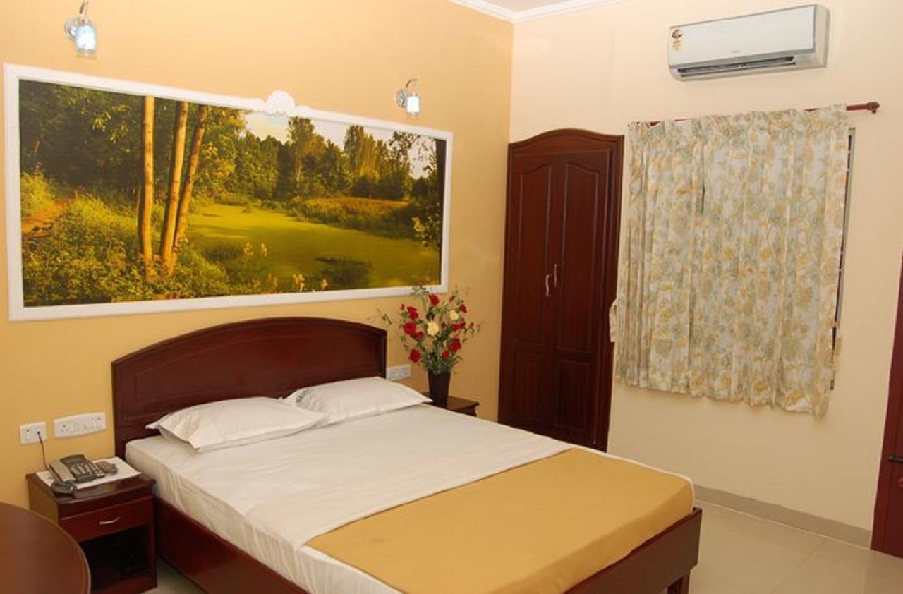 Hotel Kings Palace Shencottah ภายนอก รูปภาพ